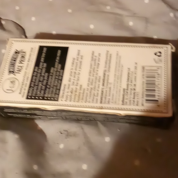 J. Cat face primer - Picture 2 of 3